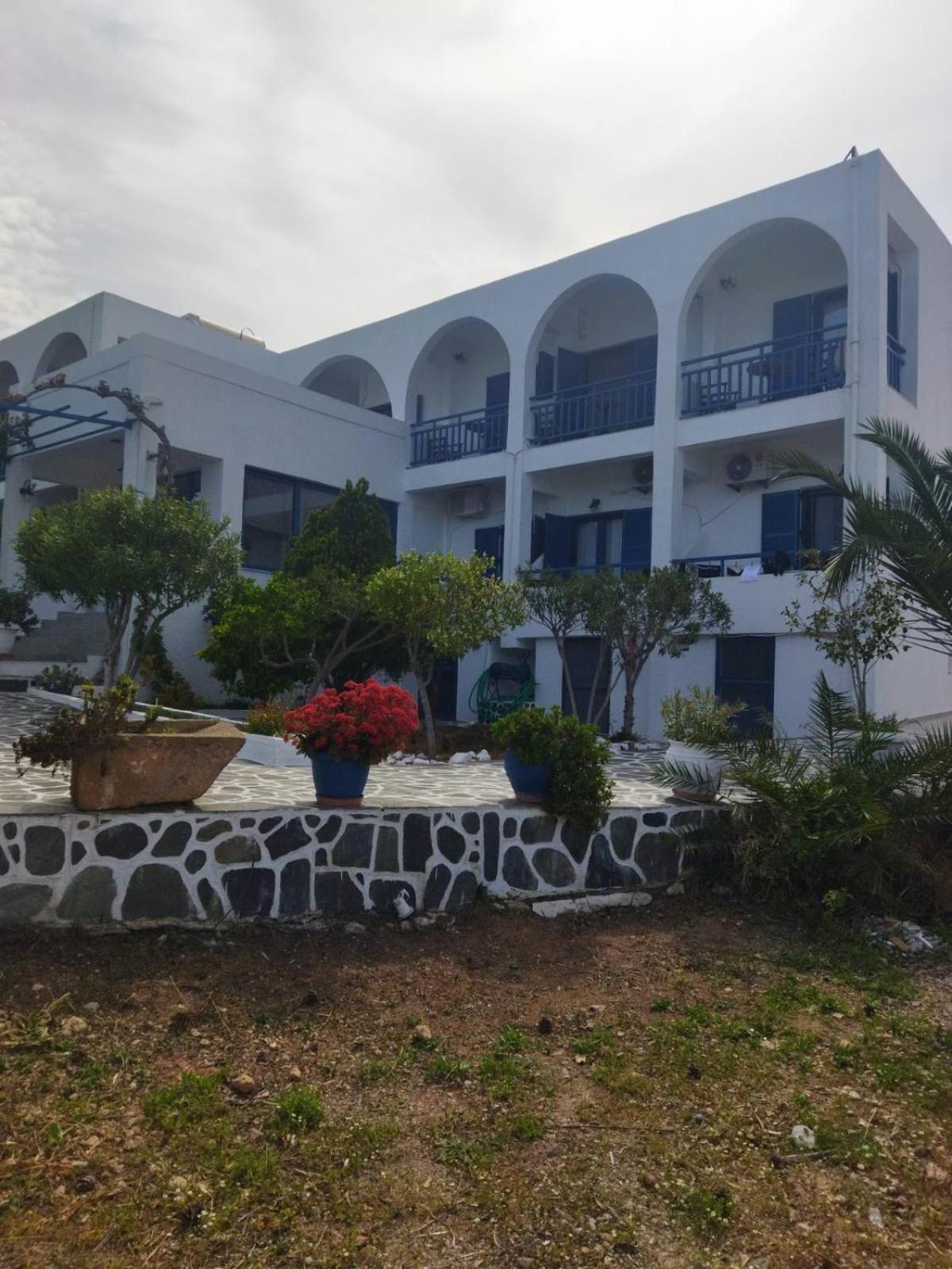 Hotel Flisvos Megalochori  Bagian luar foto